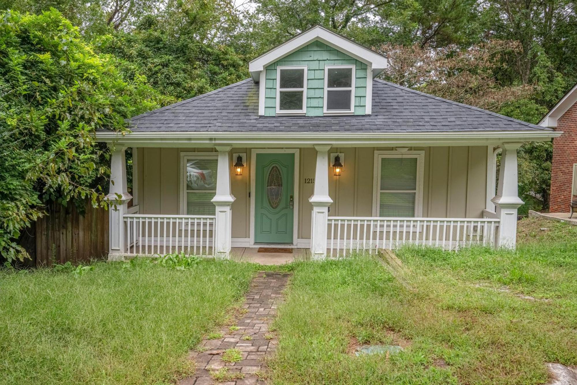Charming 2Br Bungalow 4 Minutes To Duke University Durham Eksteriør bilde